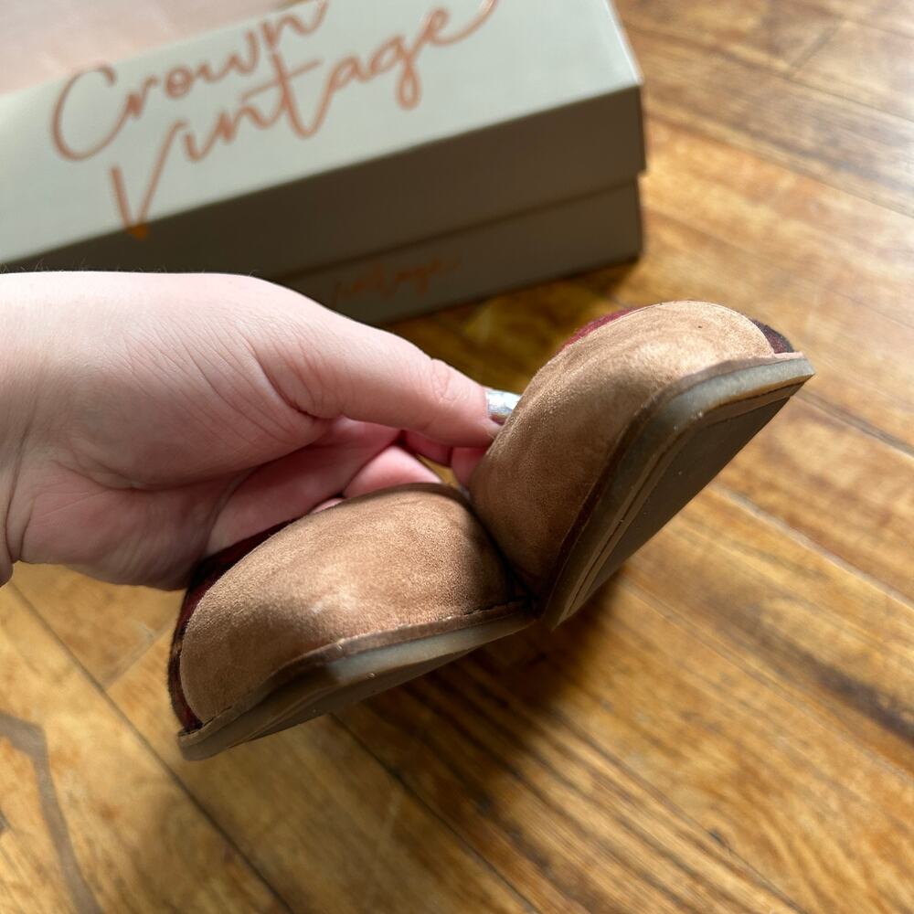 Crown vintage Camel Plaid Flats - Picture 9 of 11